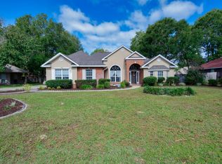 4627 Scarlet Dr E, Crestview, FL 32539