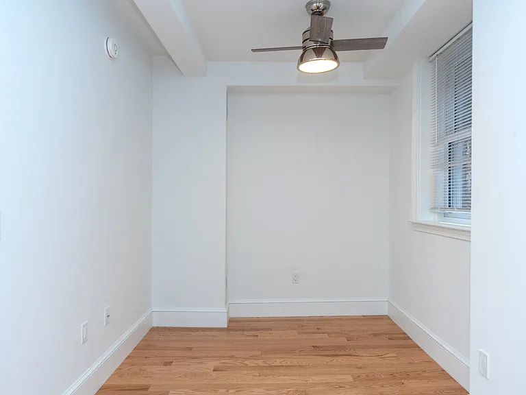 175 Hemenway St #21 — Photo 10