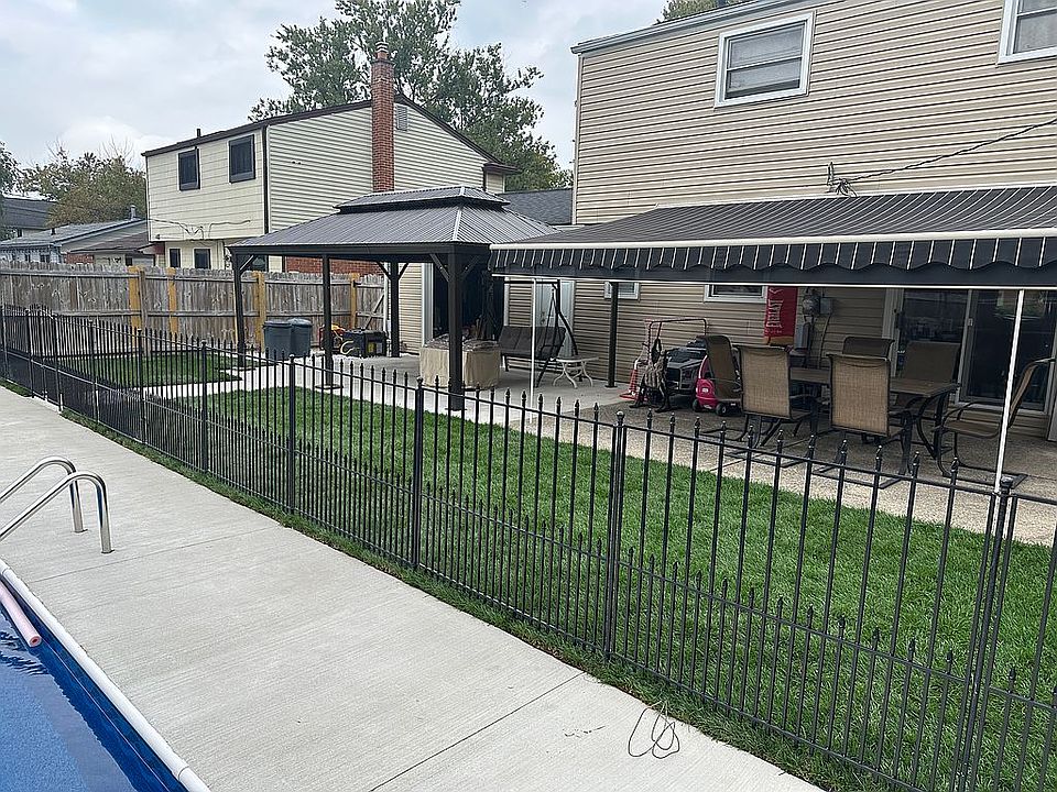 2nd image of 539 N Hanlon St