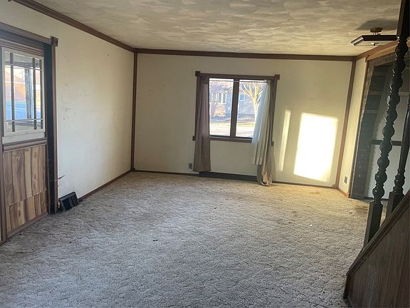5th image of 603 7th St