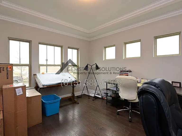 1028 Fenner Ln — Photo 35