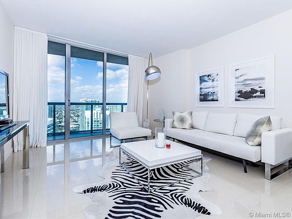 4th image of 485 Brickell Ave APT 4807