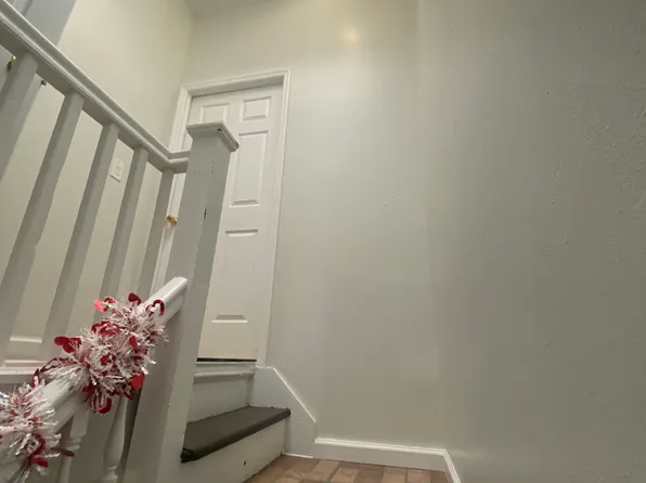 (undisclosed Address), Richmond Hill, NY 11418