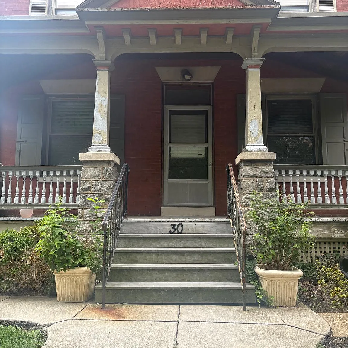 2 bed, 850 sqft, $1,475 — Photo 1