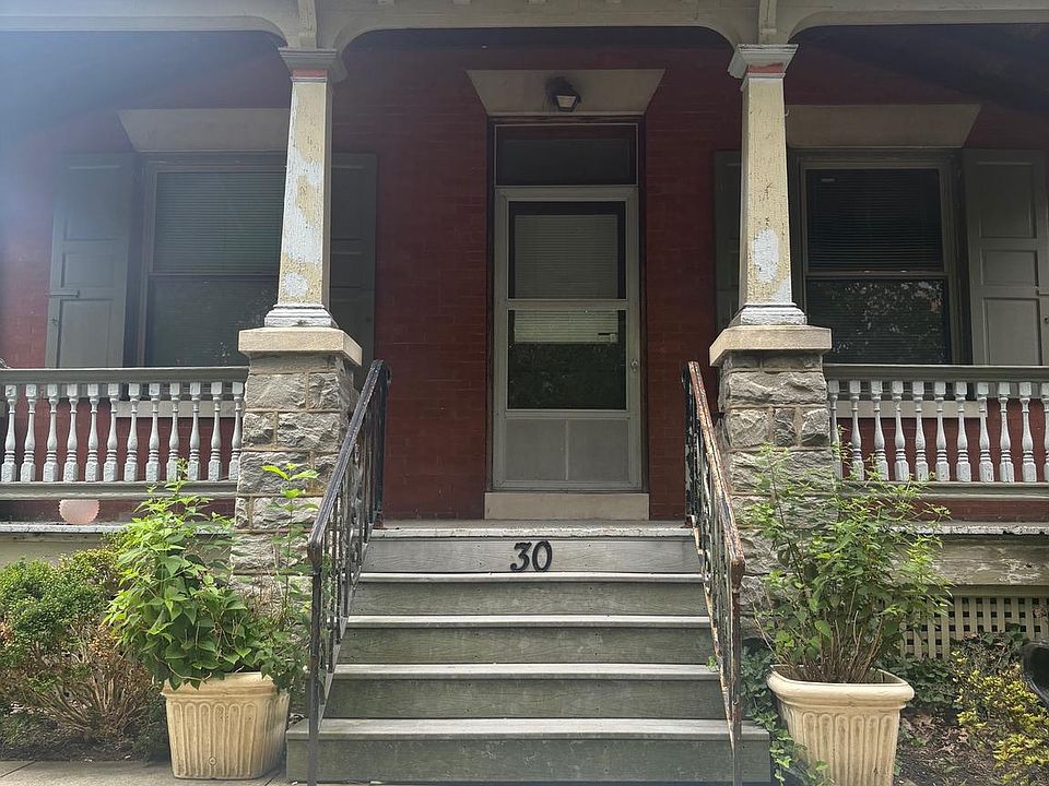 1st image of 30 Cottage Ave #1