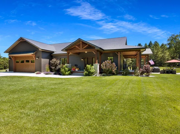 11215 Apple Ridge Trl, Alden, MI 49612