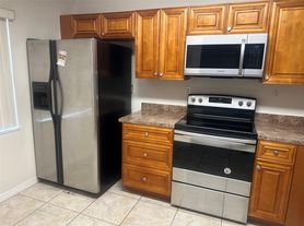 11150 W Sample Rd, Pompano Beach, FL