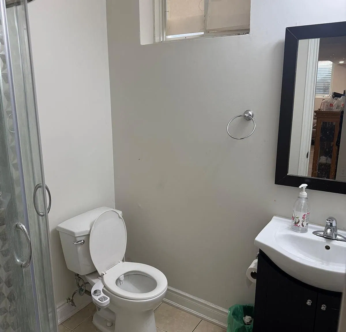 3 bed, $2,000 — Photo 2