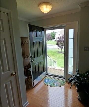 3rd image of 911 Newsome Ct