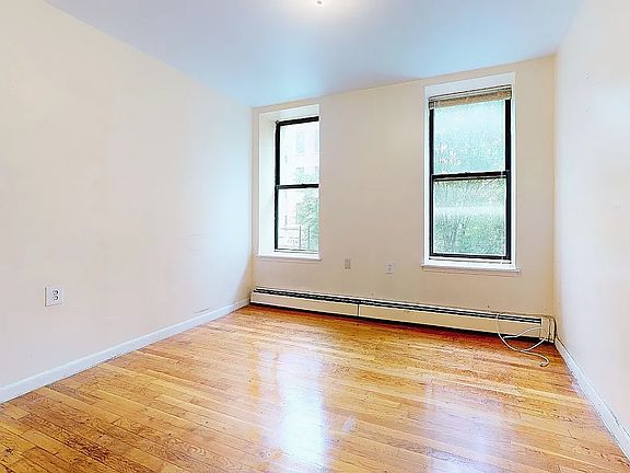 4th image of 17 Saint Nicholas Ave #2B