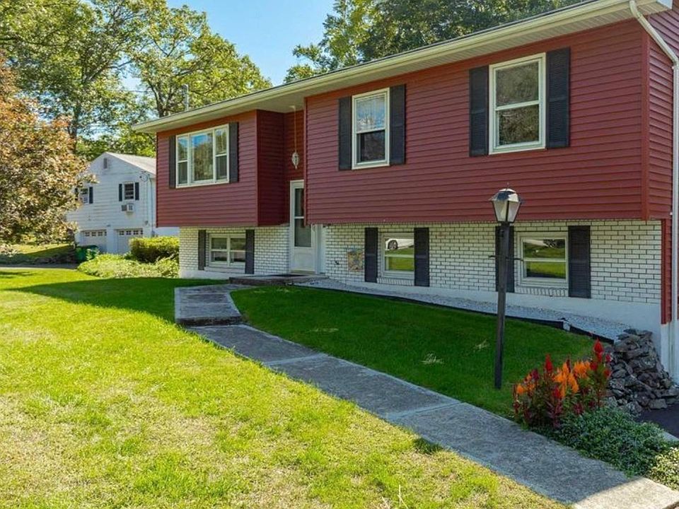 1st image of 8 Albie Drive