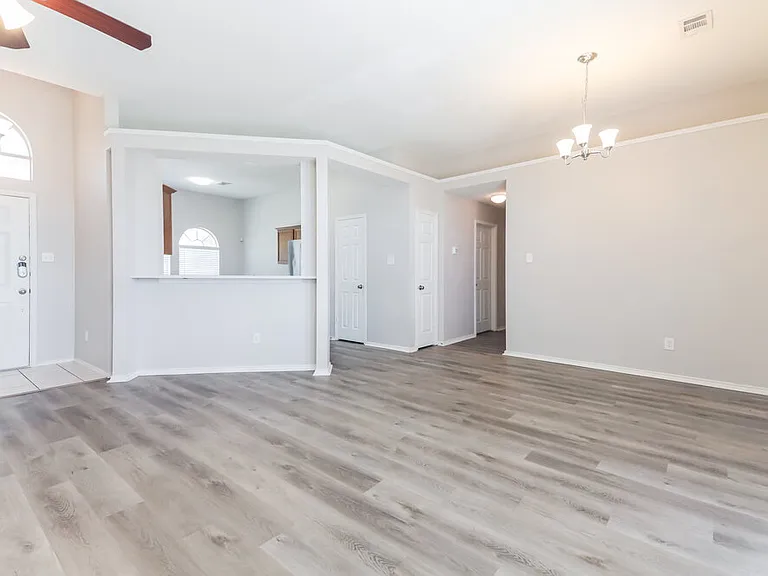 1705 Green Terrace Dr — Photo 6