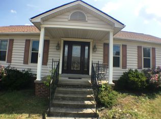 104 Berwick Dr, Danville, KY 40422