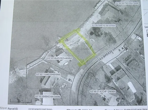 Sea Breeze Dr, Middle Bass, OH 43446