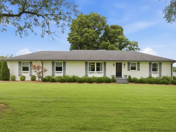 656 Spring Creek Ln, Lebanon, TN 37090