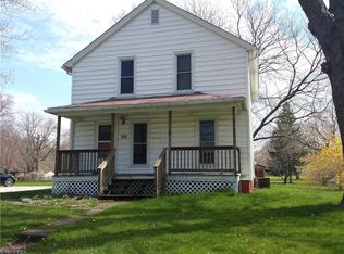 584 Williams St, Conneaut, OH 44030