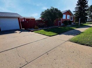 4801 W 45th St, Saint Paul, AB T0A3A3