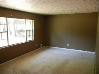 2nd image of 732 Village Ln