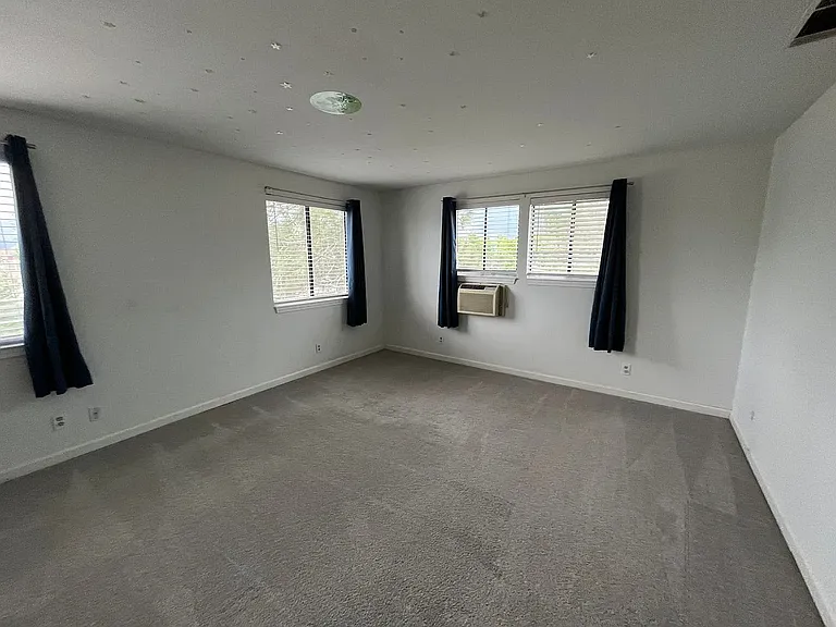 1030 Dresslerville Rd — Photo 37