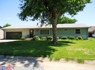 1470 E St, Utica, NE 68456