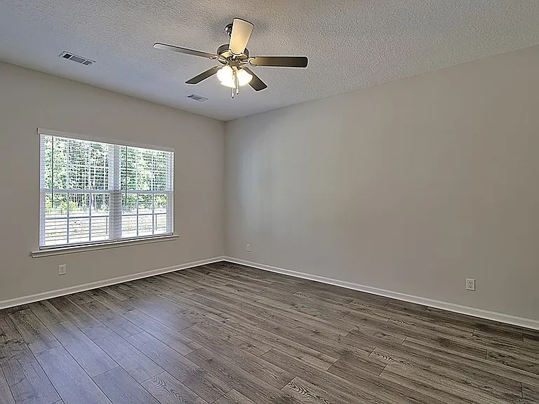 183 W West Winn Ave — Photo 23