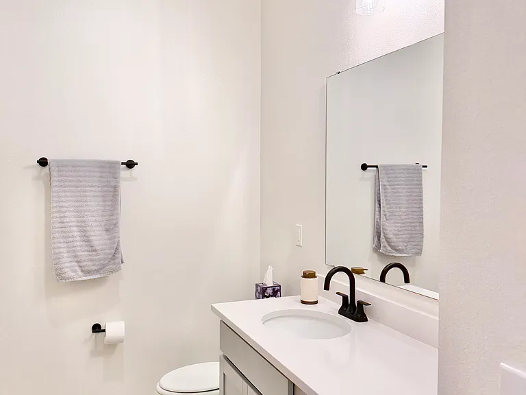 639 Alder Ln — Photo 17