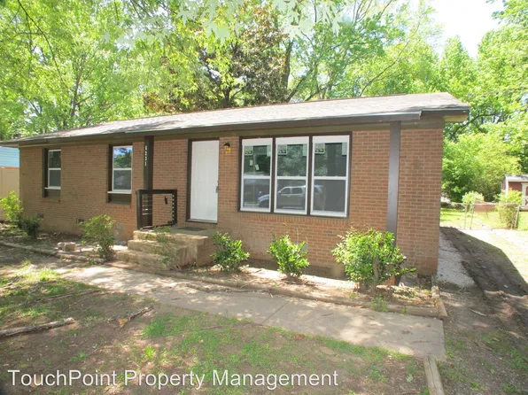 6231 Monteith Dr, Charlotte, NC 28213