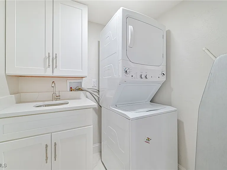 15 Bluebill Ave #1004 — Photo 37