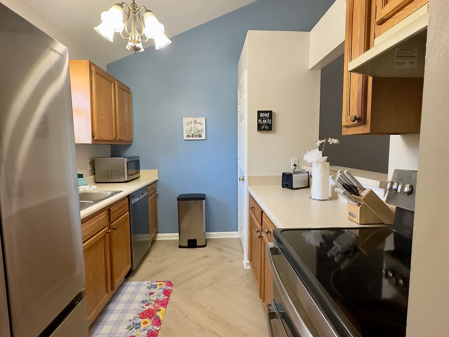 216 Madison Ave — Photo 3