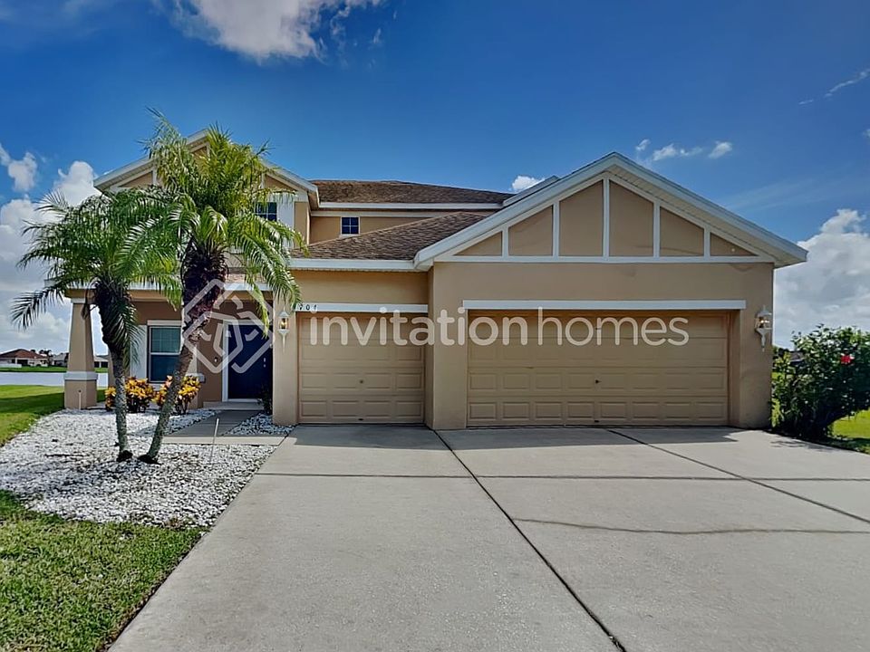 1st image of 704 Seminole Sky Dr