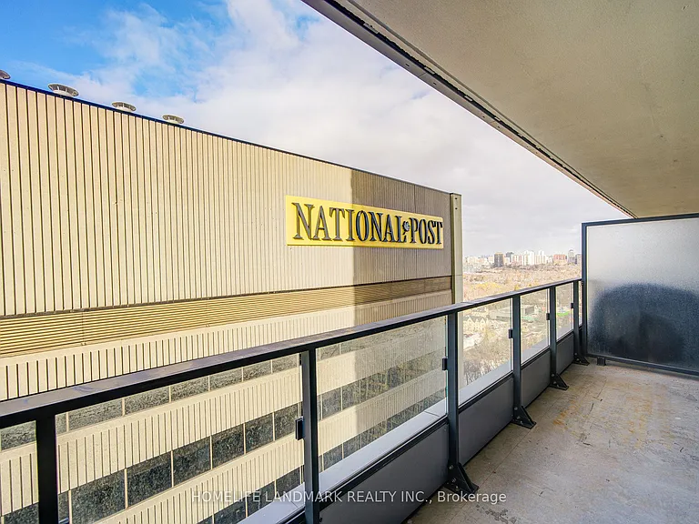 395 Bloor St E #2302 — Photo 30