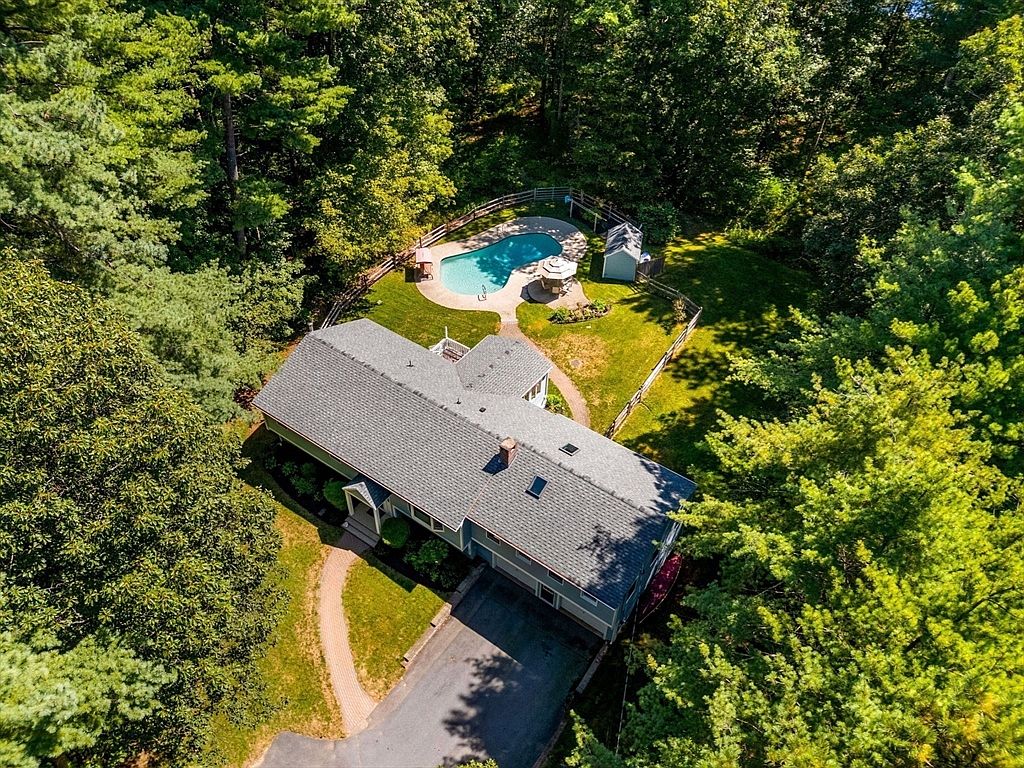 326 Nashua Rd, Groton, MA 01450 | Zillow