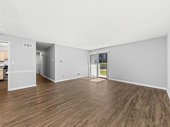 5th image of 7441 Blackburn Ave APT 103