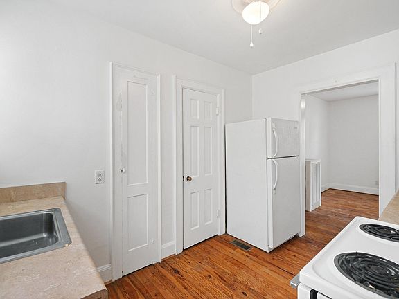 4th image of 517 Craford Pl #1