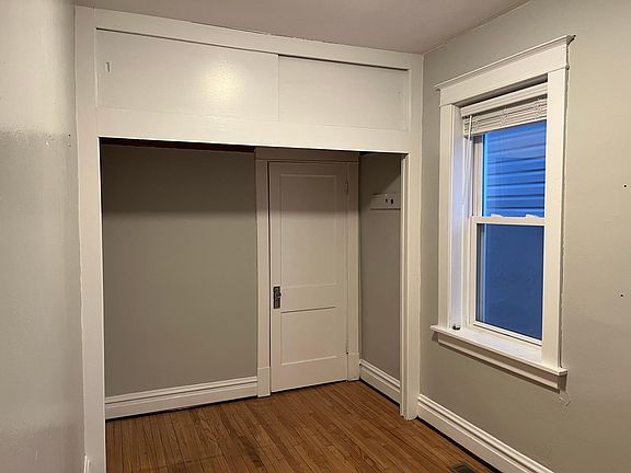 3rd image of 4605 Milentz Ave Floor 1