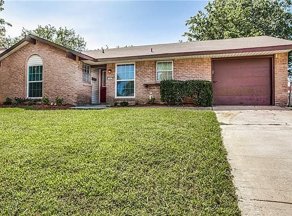 2nd image of 505 Starling Dr