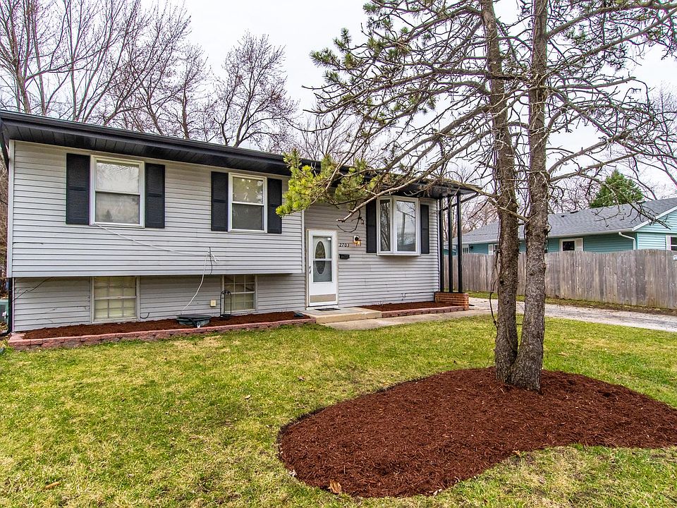1st image of 2703 Fairway Dr