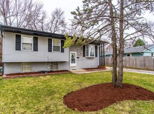 2703 Fairway Dr, Joliet, IL 60435