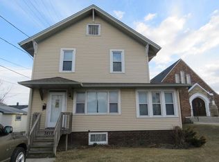 3217 Roosevelt Rd, Kenosha, WI 53142