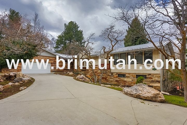 1st image of 4068 S Parkview Dr