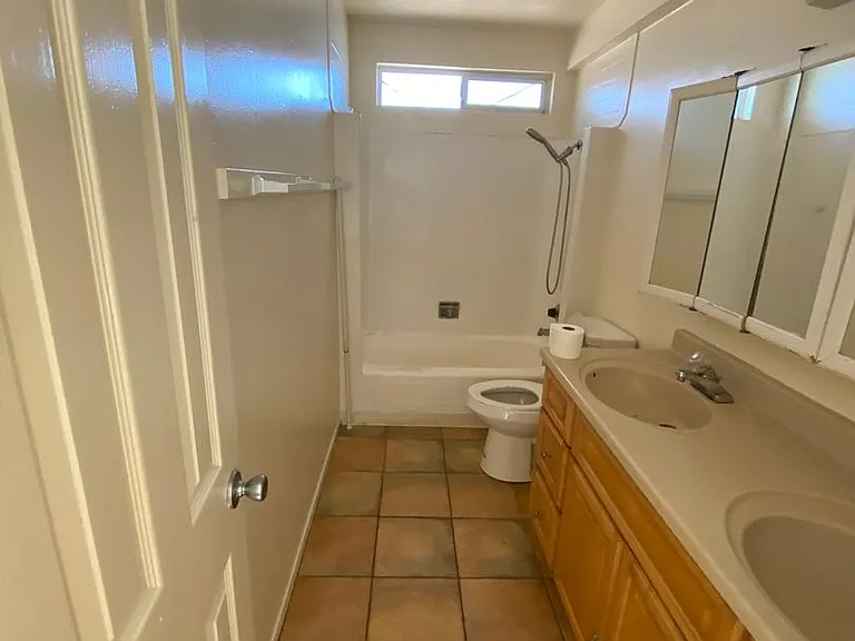 6741 Del Playa Dr — Photo 35