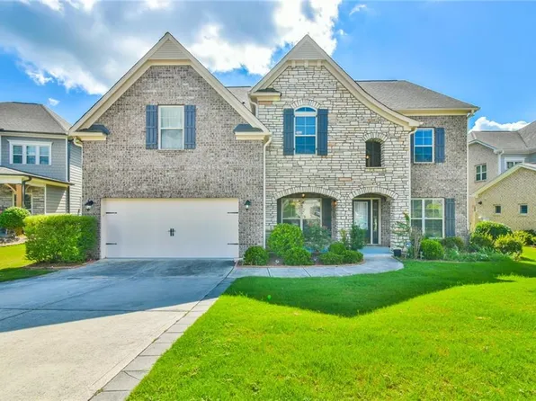 580 La Perla Dr, Buford, GA 30518