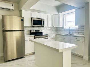 425 SW 18th Ave, Fort Lauderdale, FL 33312