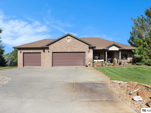 2833 SW 80th St, Lincoln, NE 68532