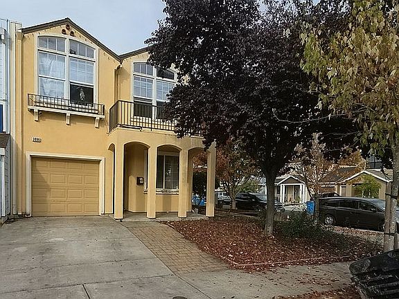 2nd image of 3096 Monet St