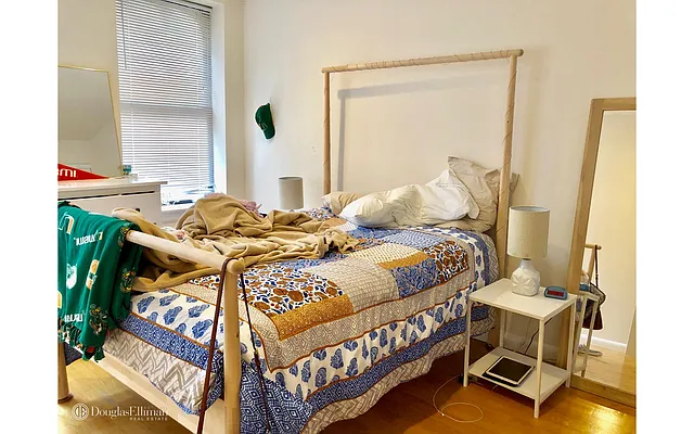 Rented by Douglas Elliman | media 11