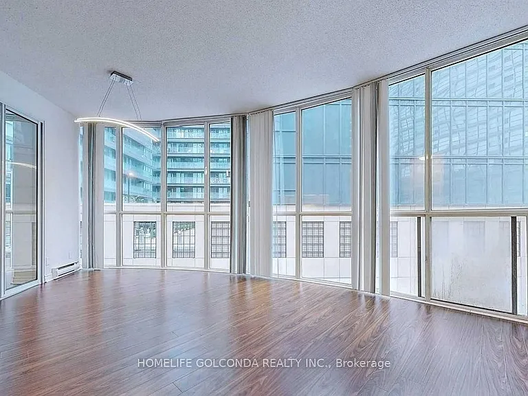 24 Wellesley St W #304 — Photo 1