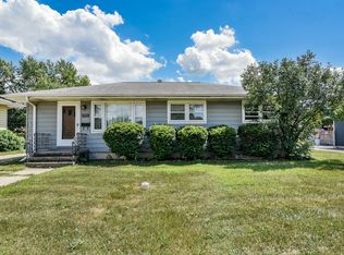 1526 Roanoak Ave, Aurora, IL 60506