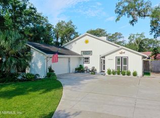 2020 Penman Rd, Neptune Beach, FL 32266