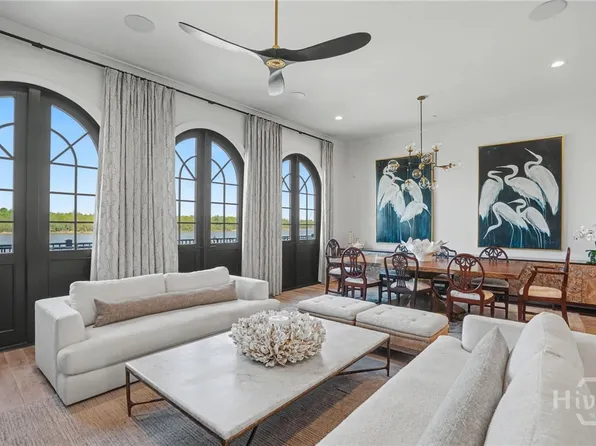 454 Geo Meyer Avenue, Savannah, GA 31401